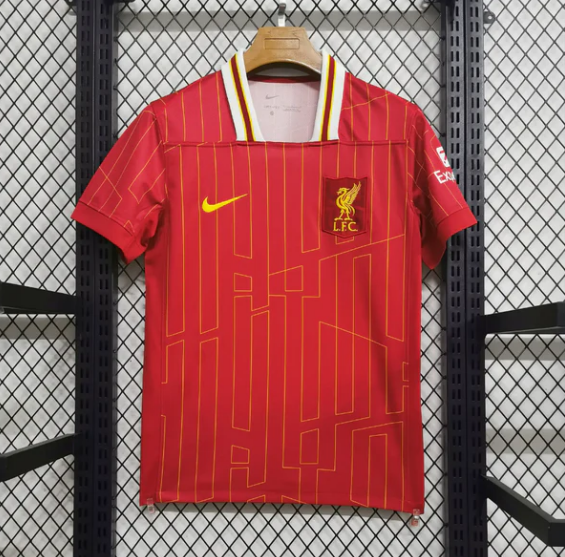 Liverpool 24-25 Home Stadium Jersey - Fans Version