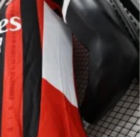 Player AC Milan Home Kit 24/25 Football Jersey - Player Version