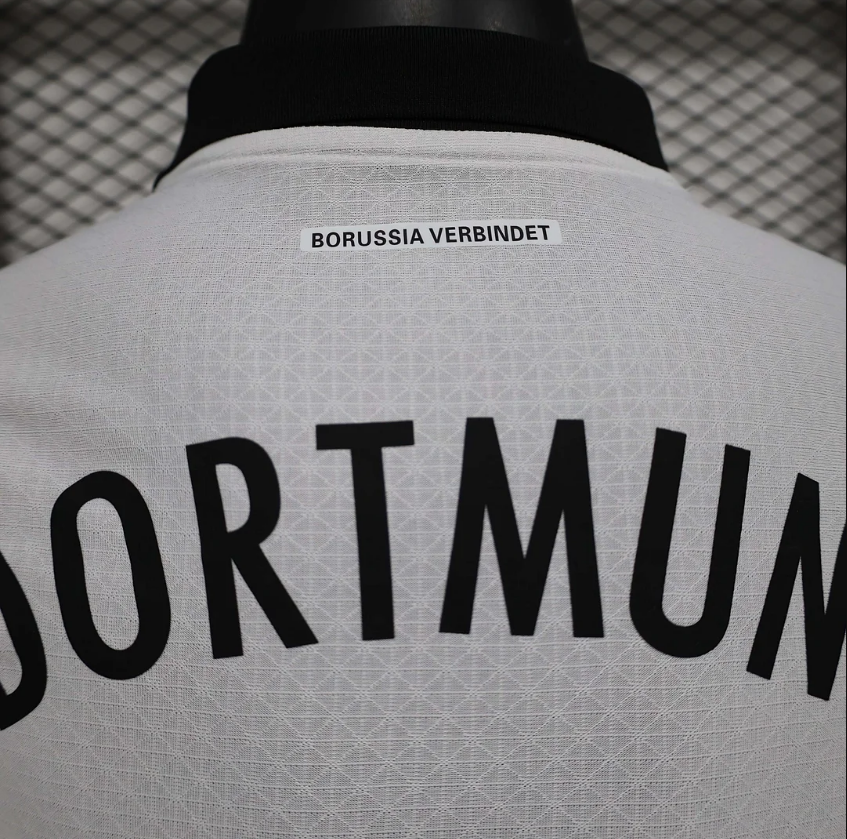 BORUSSIA DORTMUND 24/25 Third Kit - Player Version