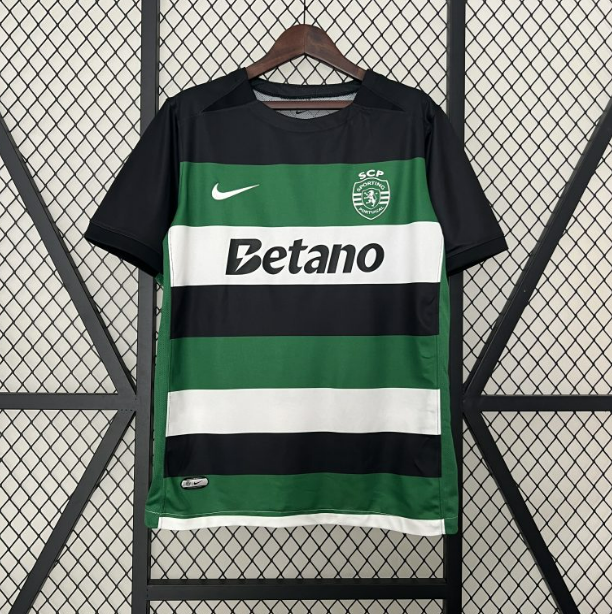 Sporting Lisbonne 24/25 Home Kit – Fan Version